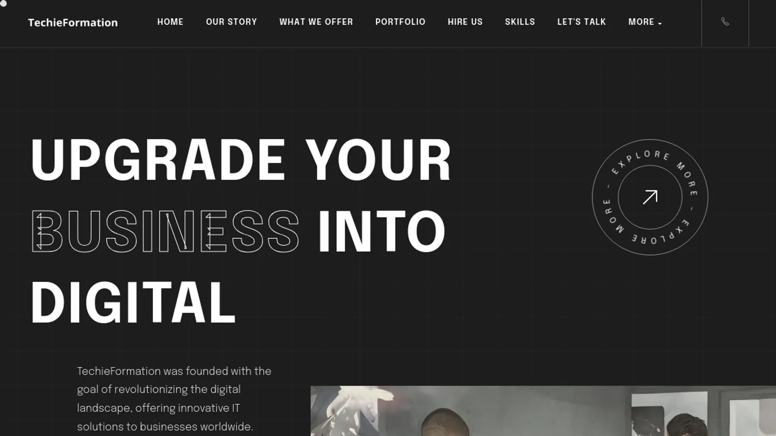 Screenshot of the TechieFormation homepage