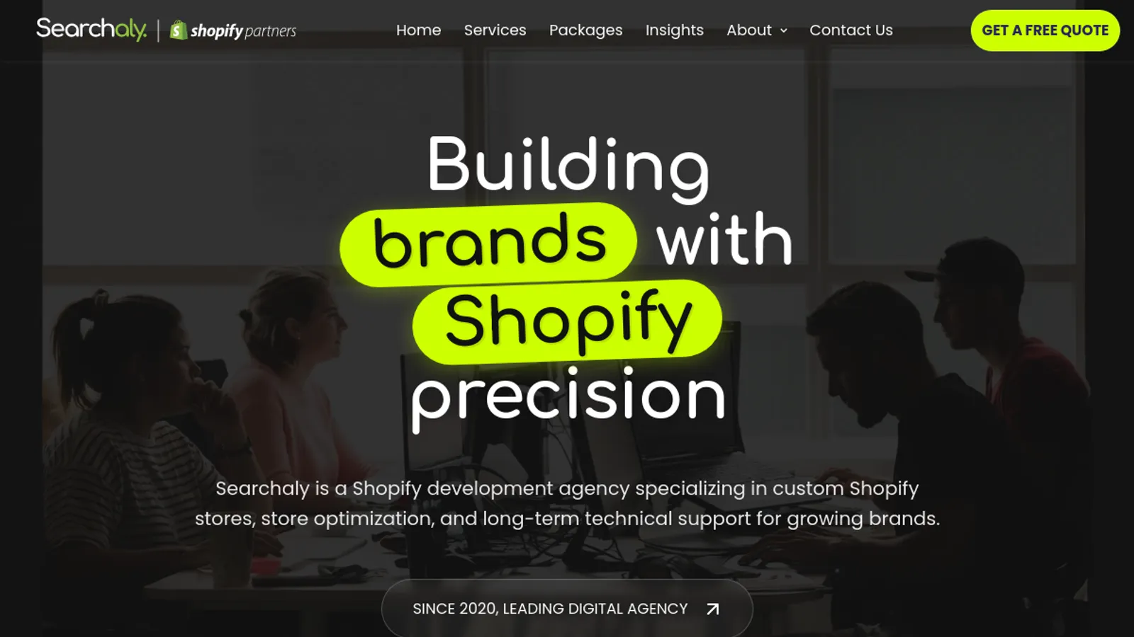 Screenshot of the Searchaly homepage