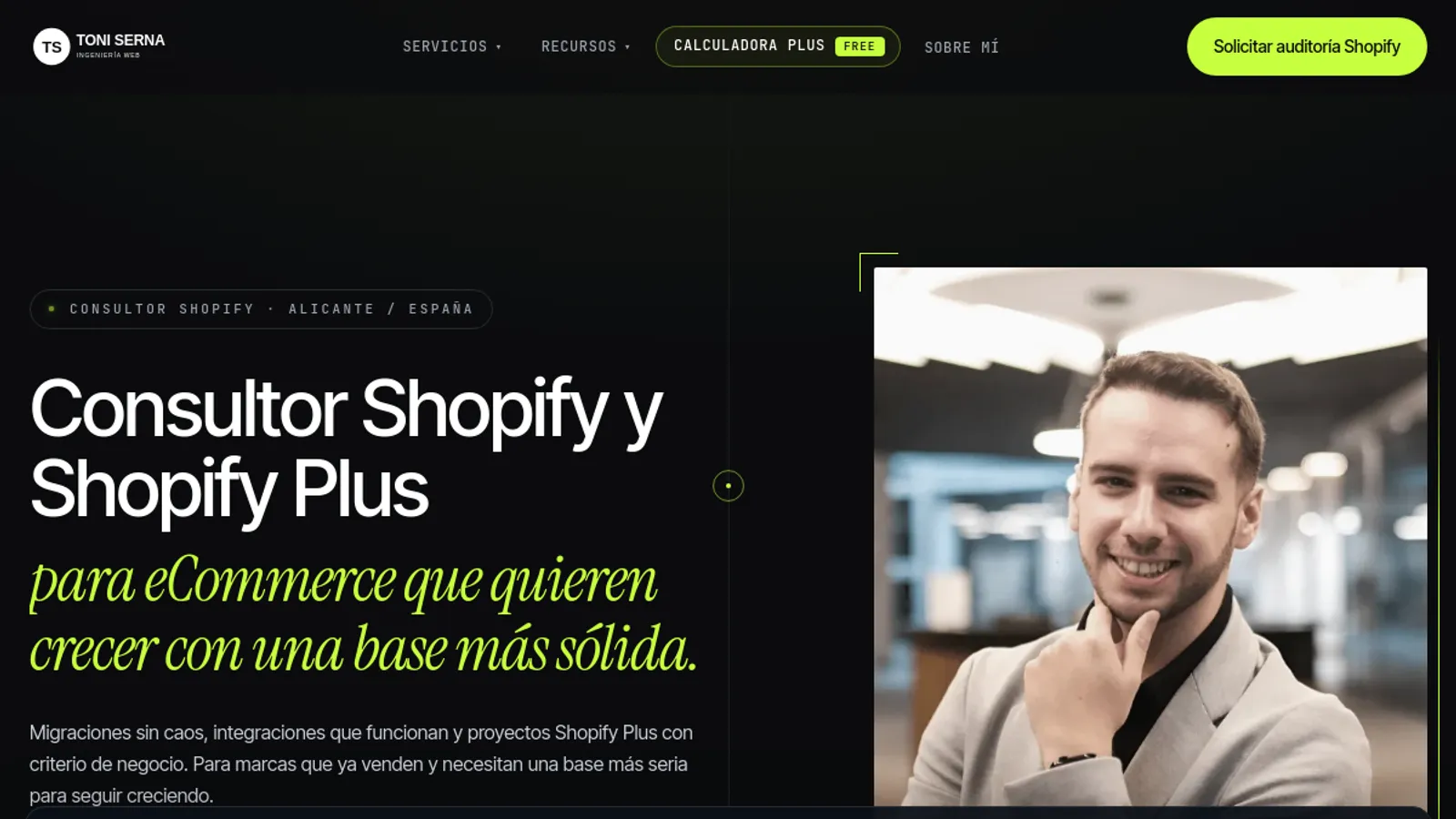 Screenshot of the Antonio Serna homepage