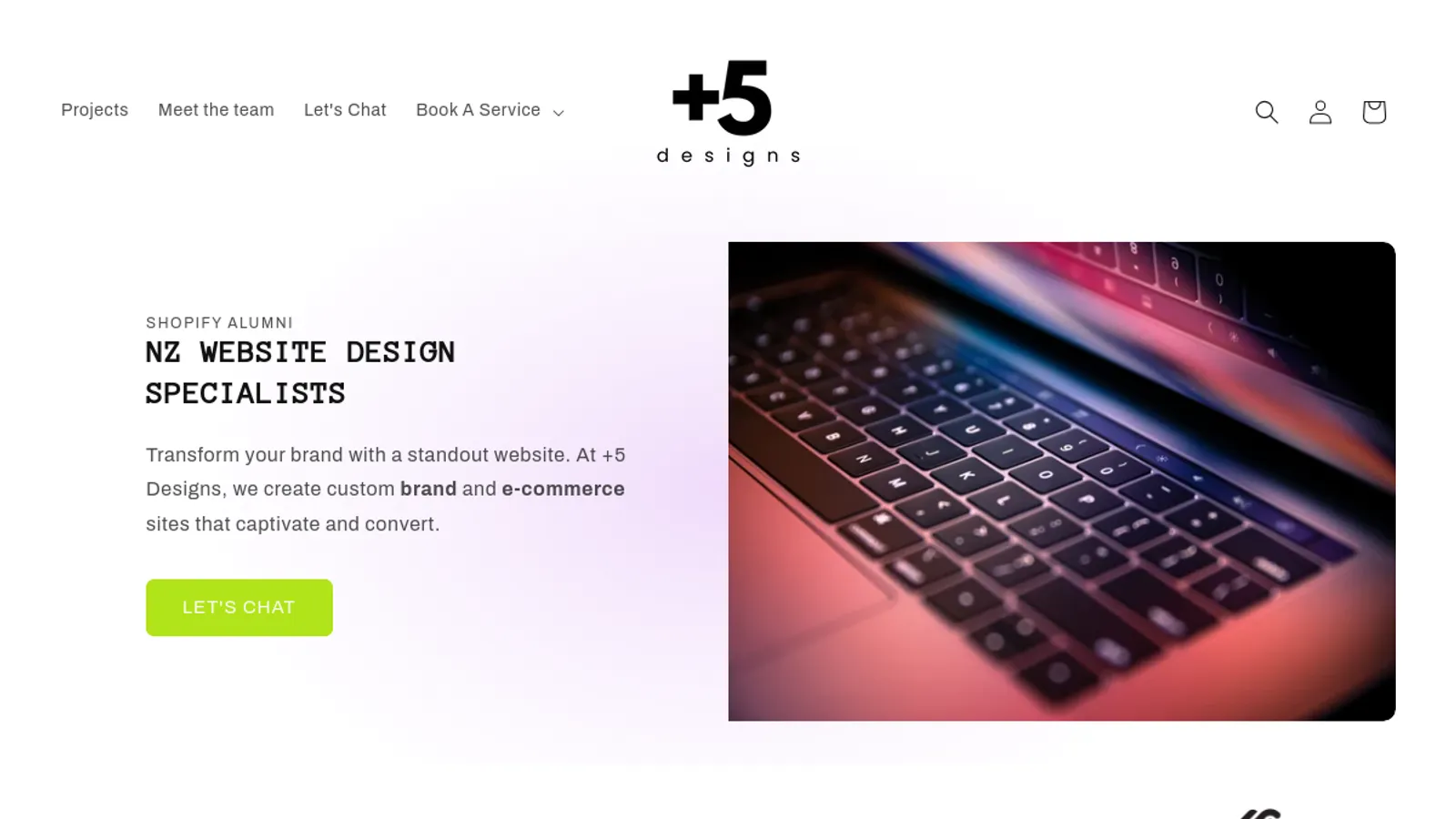 Screenshot of the Plus 5 Designs homepage