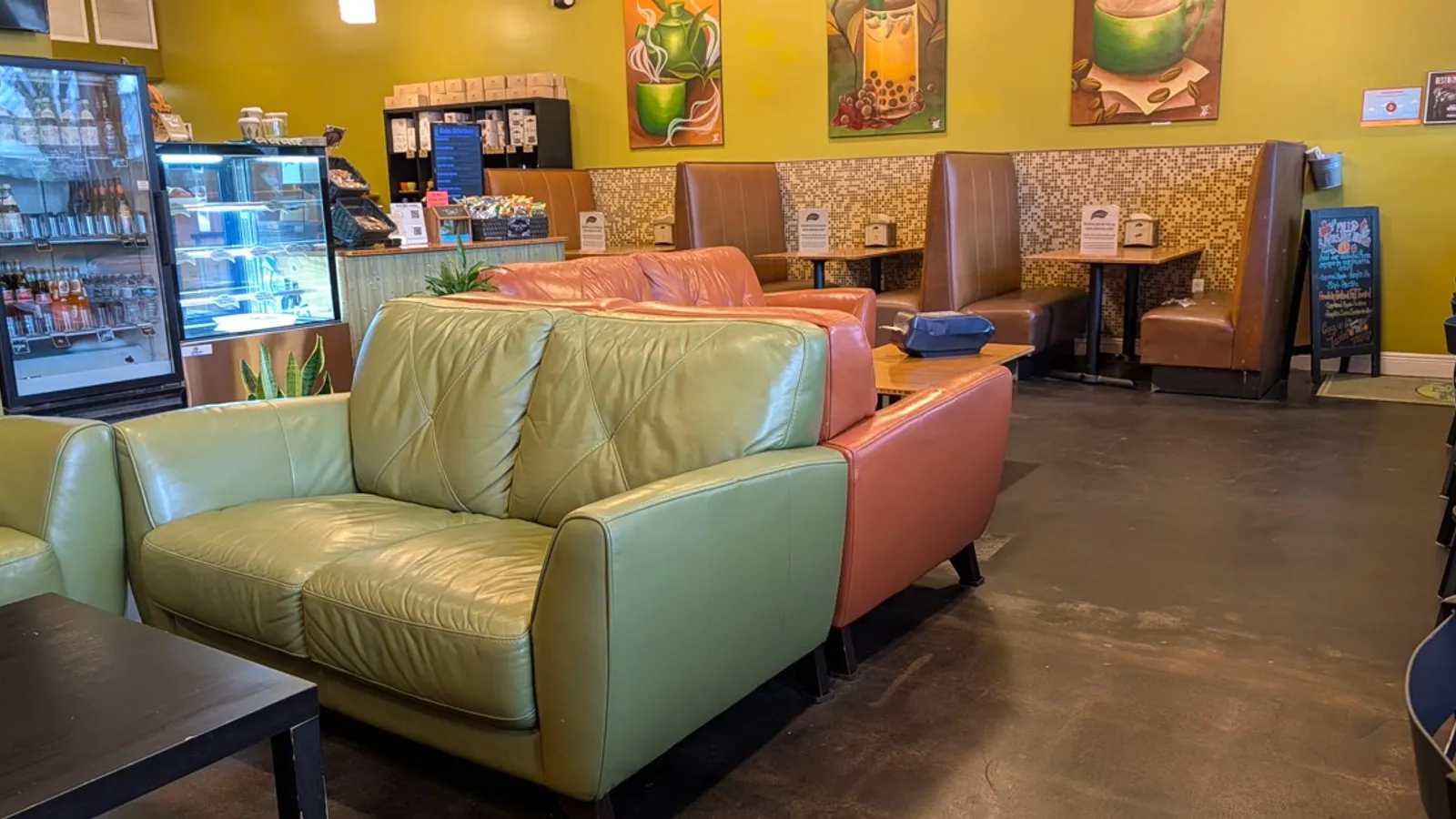specialTEA Lounge & Café