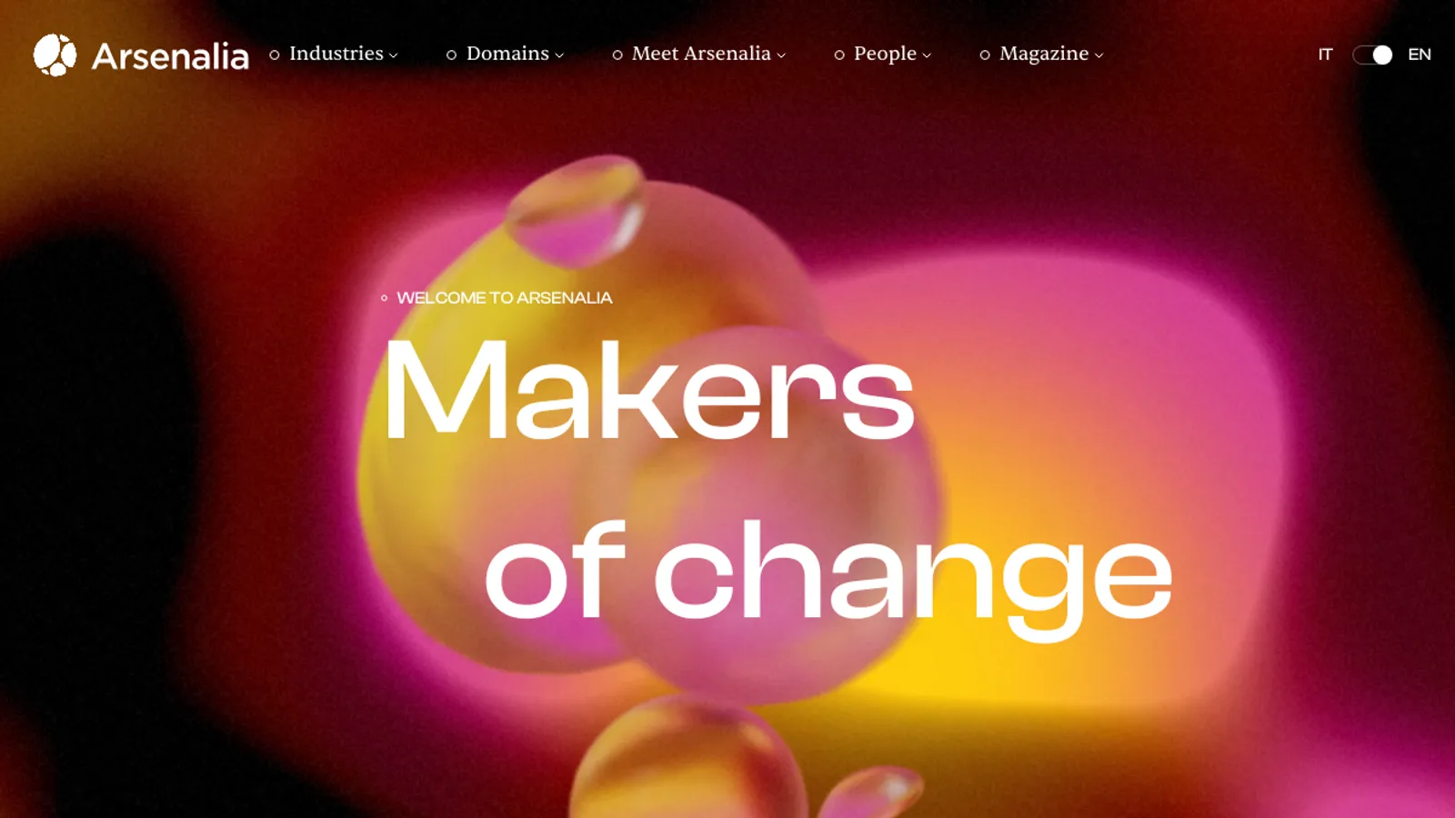 Screenshot of the Arsenalia homepage