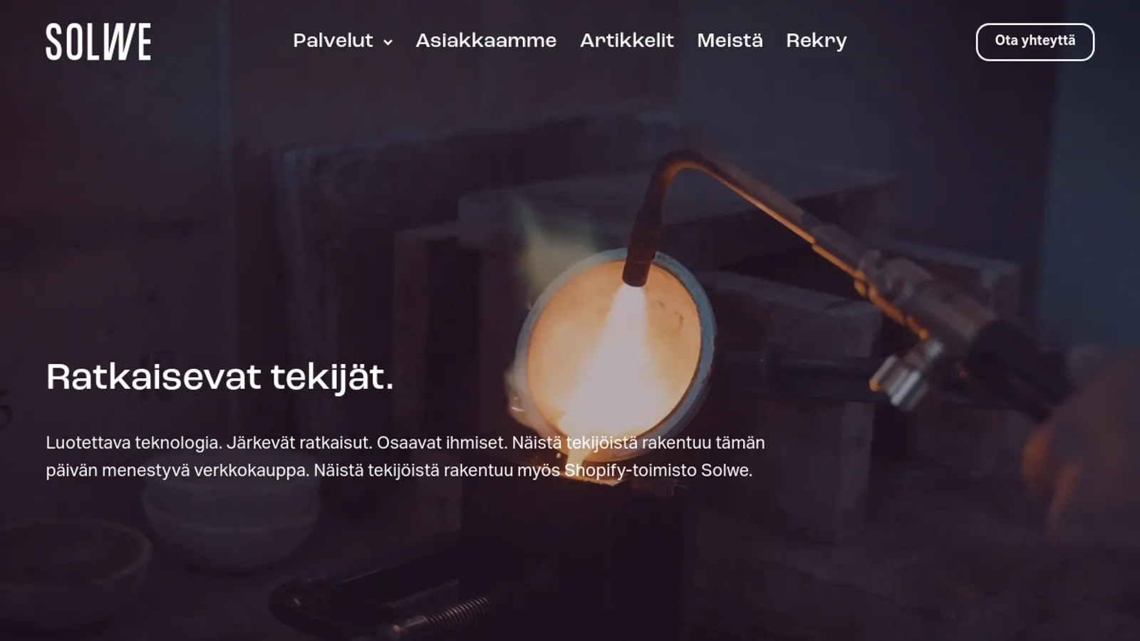 Screenshot of the Solwe homepage